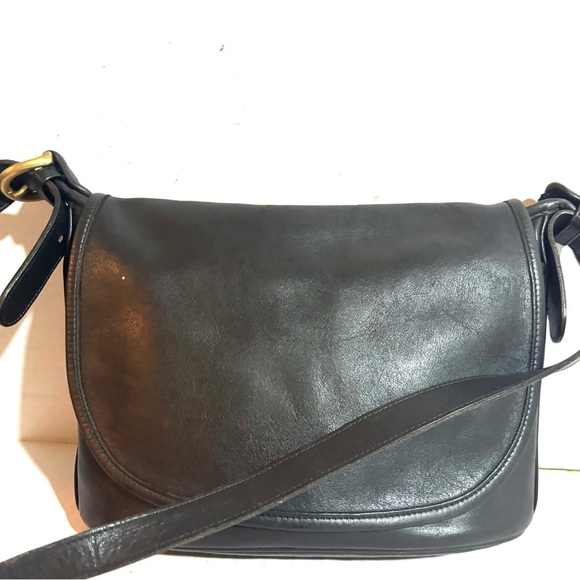 Coach #M5C4150 vintage Black Leather Crossbody Bag - Picture 6 of 9